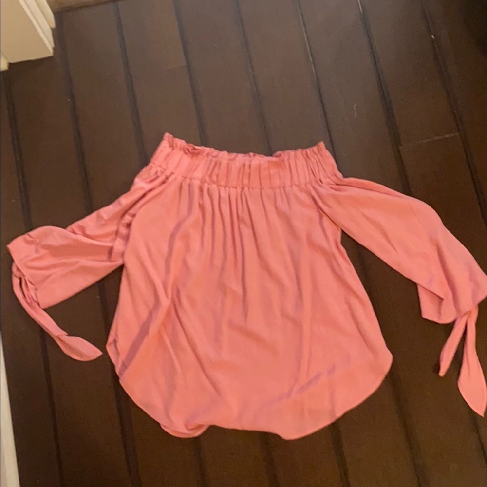Off-the shoulder pink top